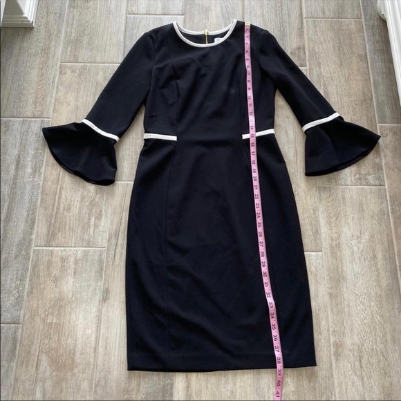 Calvin Klein Black & White Bell Sleeves Dress, Sz4 - Picture 5 of 7